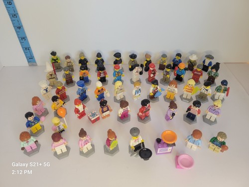 Lego Minifigures Unique Collectible Lot of 51, w/ Accessories - Picture 22 of 22