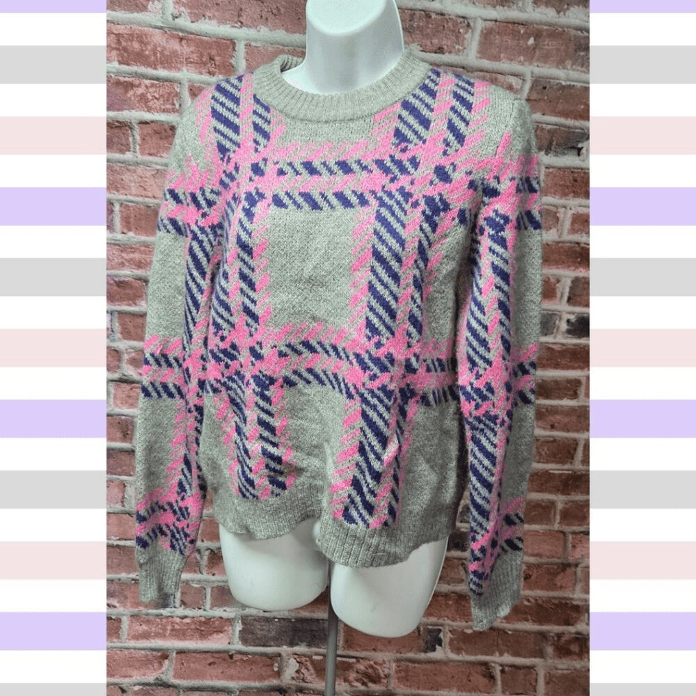Jun & Ivy Plaid Knit Sweater  Women’s Size Medium  Gray & Pink  Crew Neck