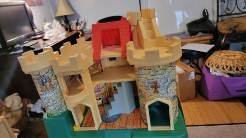 VTG 1974 Fisher Price Little People Castle 993 Nice Condition w/ Dragon too - Picture 19 of 24