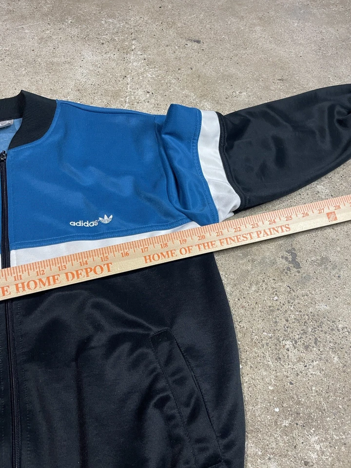 De Colección Adidas Chaqueta de Pista Para Hombres L Azul Negro Blanco Cremallera Años 80 Hip-Hop Retro Trifolio Foto 3 de 4