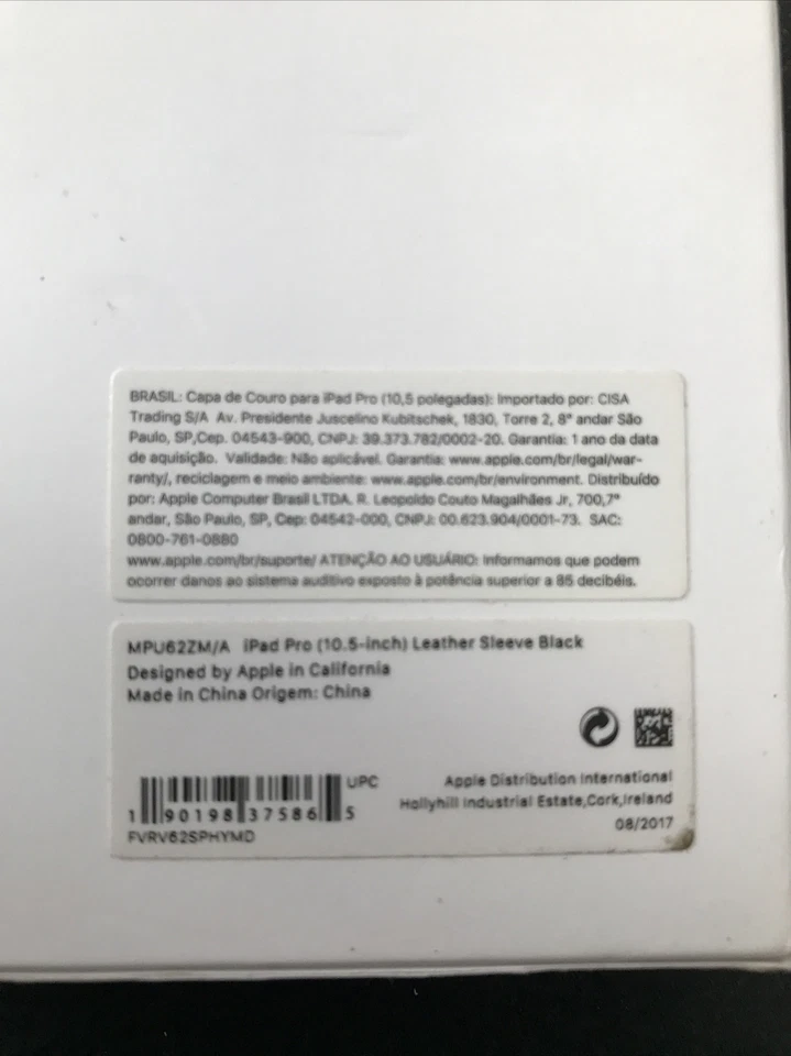 Apple Leather smart cover for iPad Pro 10.5" Black - MPU62ZM/A Retail Box - Image 3 of 4