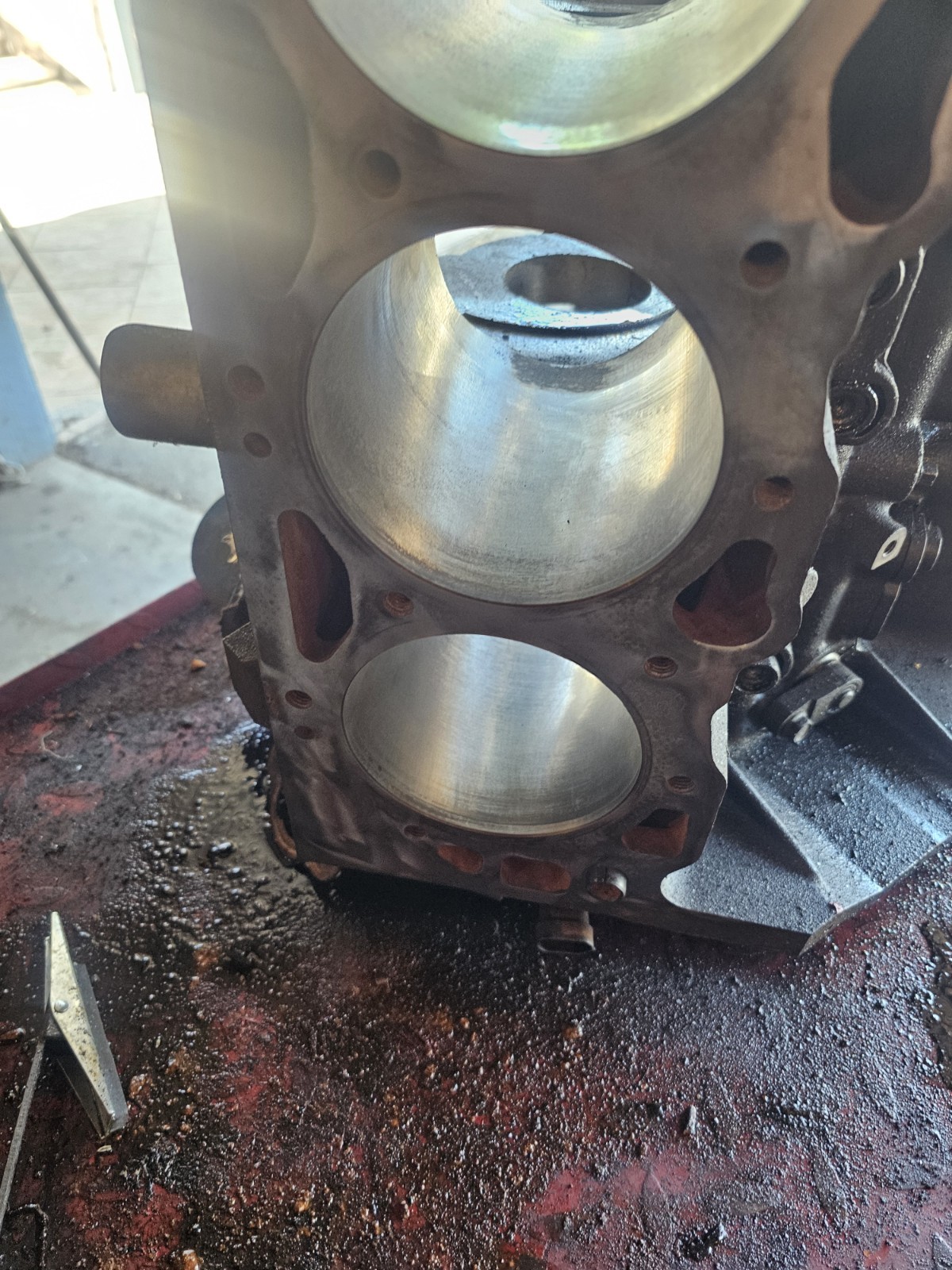 8.1L - 496 GM Big Block Chevy GMC Marine Suburban Engine Block Vortec 2500 3500