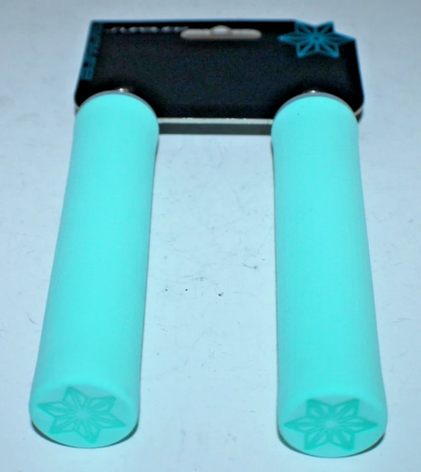 SUPACAZ Supalite 9g Lightweight Slip-on Bike Handlebar Grips Celeste Ships Free! - Image 2 of 4