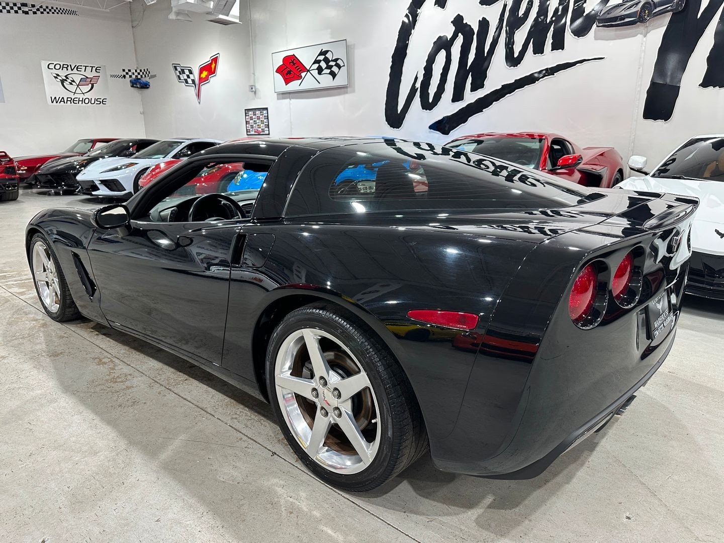 2005 [41U] Black Chevrolet Corvette   | C6 Corvette Photo 4