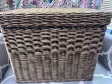 Tan  Wicker filing basket with Lid Freestandi...