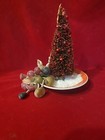 VINTAGE CHRISTMAS BOTTLE BRUSH TREE OLD PIN ASSEMBLAGE SANTA FIGURINE — photo 2