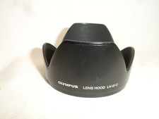 Olympus Lens Hood LH-61C for Zuiko Digital ED 14-42mm f/3.5-5.6 Lens