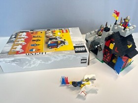 LEGO # 10000 Guarded Inn _ 2001 MIB Vintage LEGOLAND