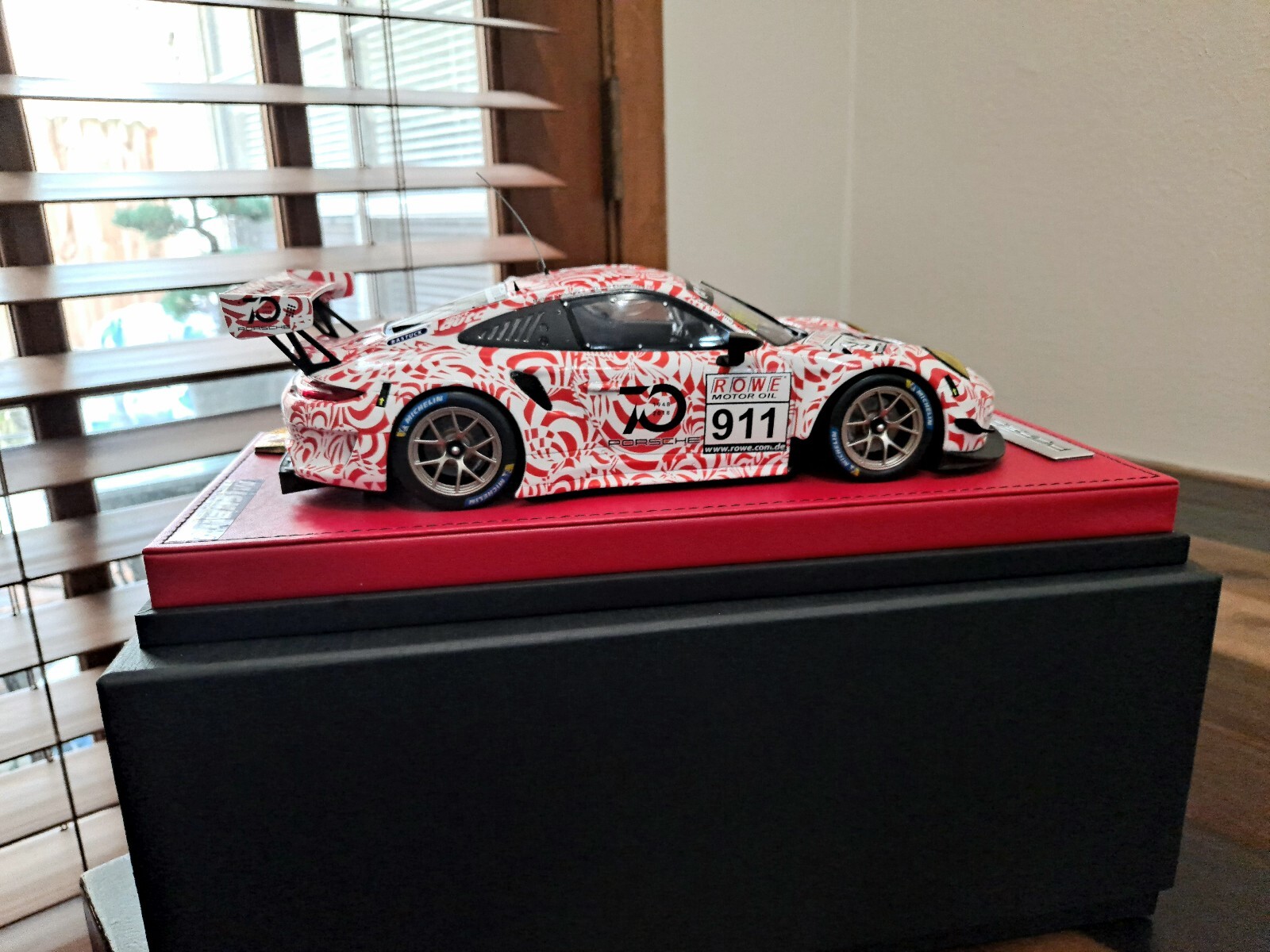 Picture 10 of 23