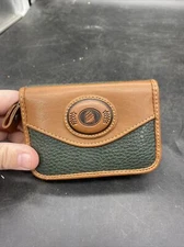 Unbranded Mini Zip Up Wallet. Green And Tan. Free Shipping! Pre Owned!