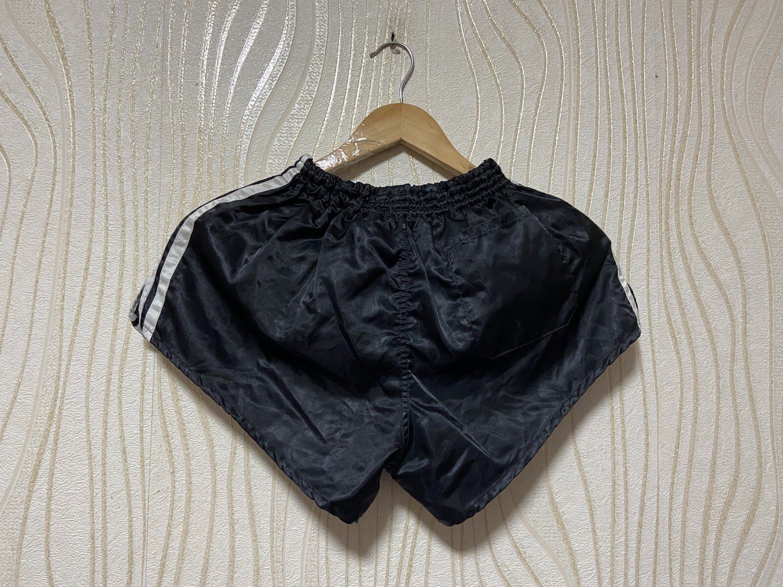 1980s ADIDAS VINTAGE SHORTS FOOTBALL SOCCER MEN sz M BLACK MADE IN WEST GERMANY image 2