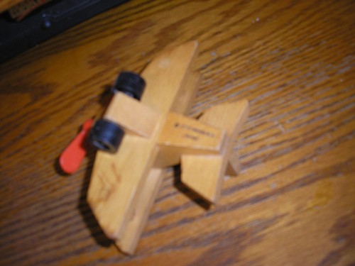 Vintage 4 5/8" Wide Wingspan 1972 Mattel Wooden Bi Plane Free SHIP - Picture 4 of 4