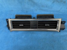 2010-2014 Ford Mustang Gt Center Dash Ac Heater Air Vent Oem Ar33-19c681-a