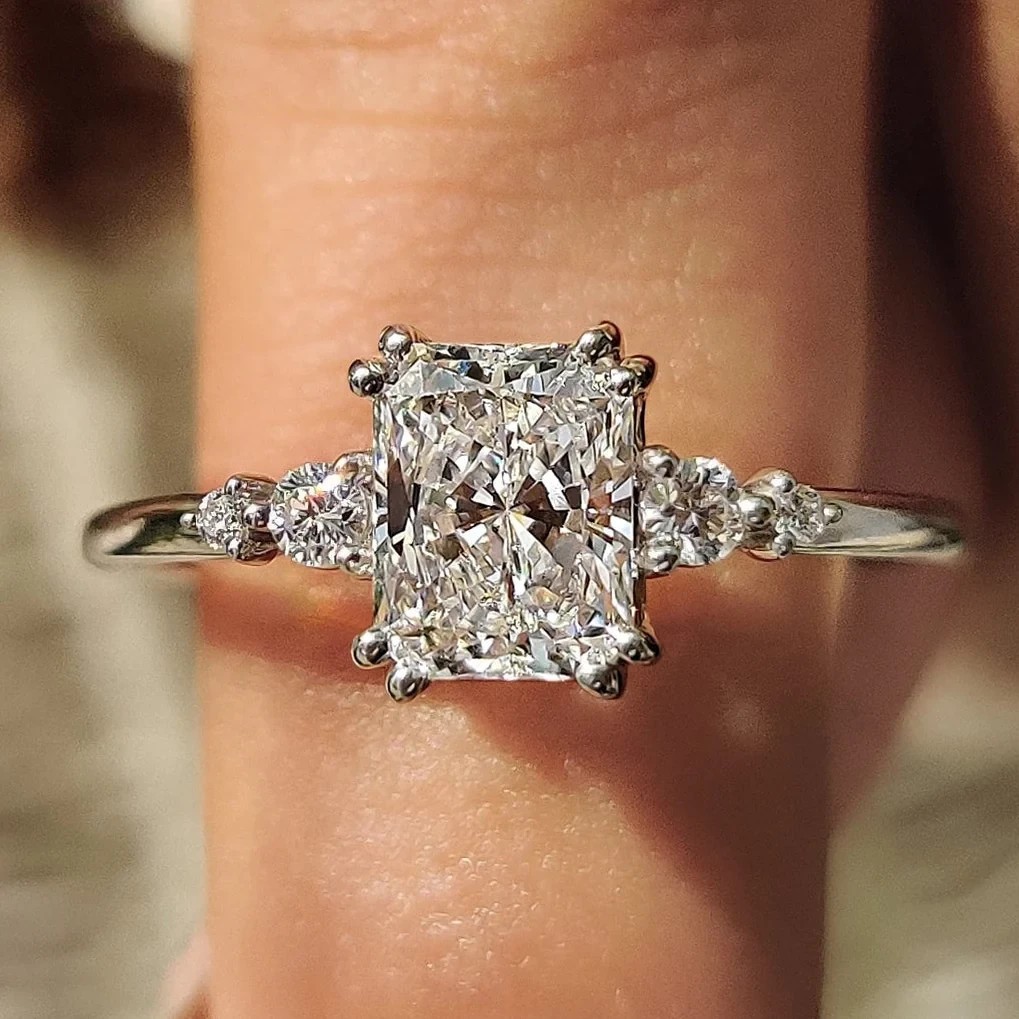 2.20CT Radiant-Cut VS1 Lab Grown Diamond Solitaire Wedding Ring 14K White Gold