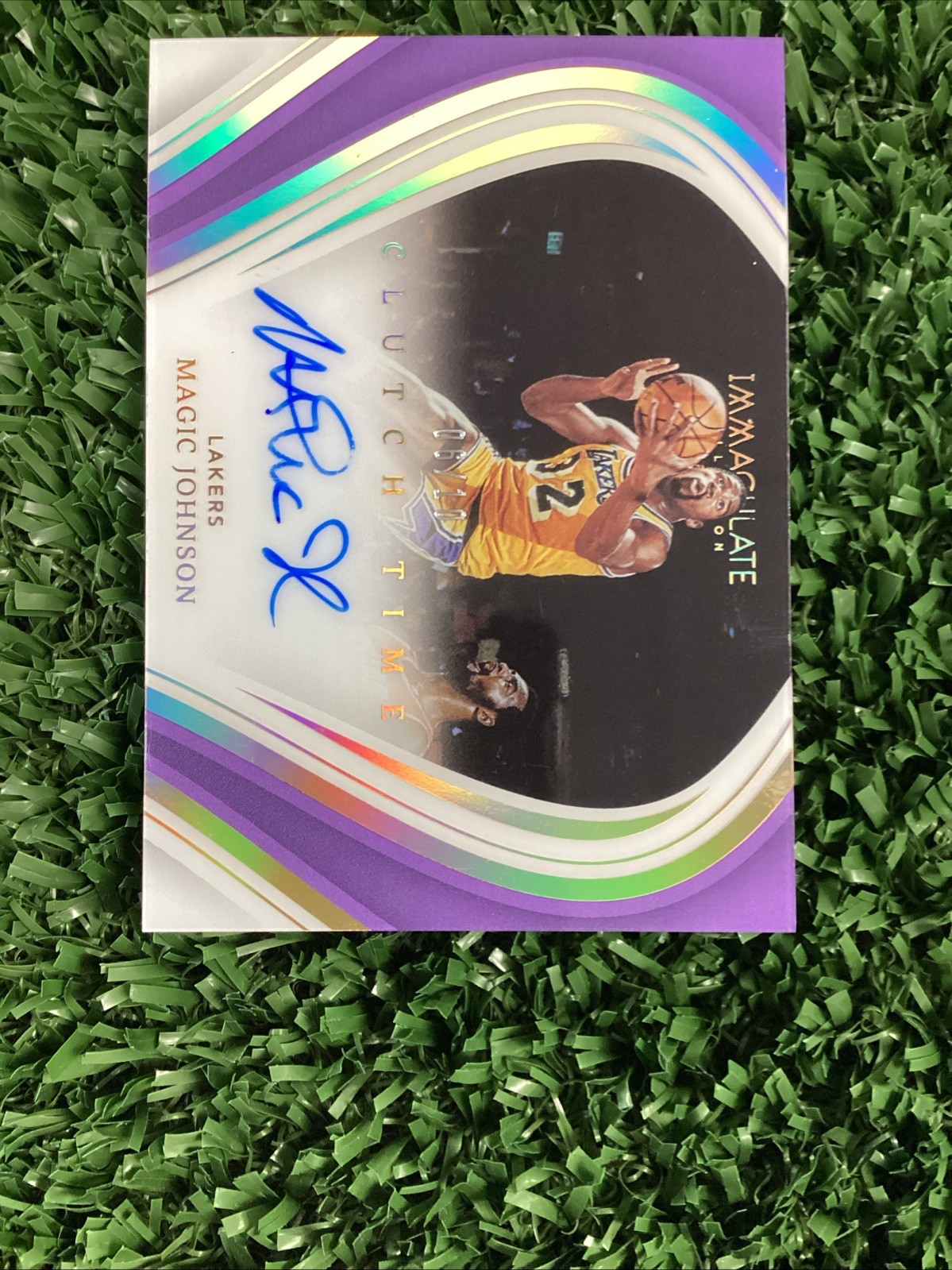 Magic Johnson 2022-23 Panini Immaculate Collection Clutch Time Auto /10 -MC view 4