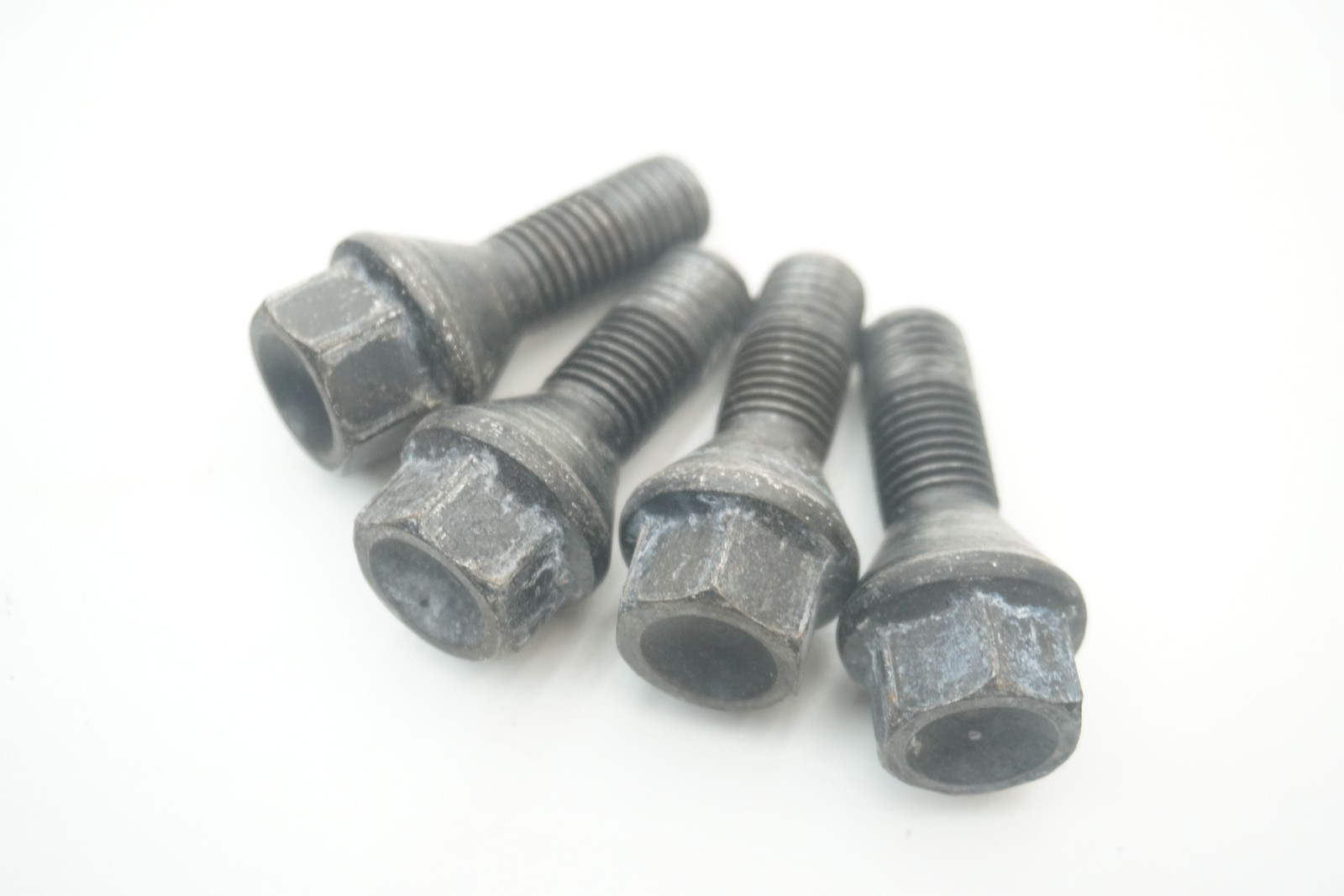 16 Wheel Lug Nuts 17mm 12x1.5mm Pitch 26mm Thread Length Lotus Elise 2zz 04-11