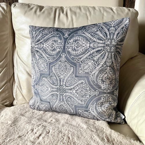 1351. MELFI GRAPHITE Velvet Cushion Cover Various sizes - Picture 5 of 5