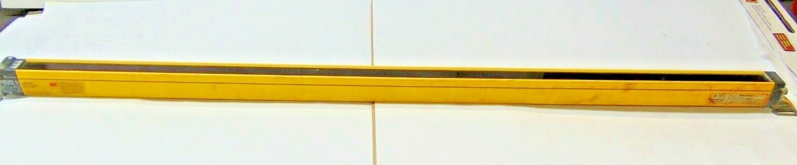 OMRON SAFETY LIGHT CURTAIN M9F4800S-30-1240-R