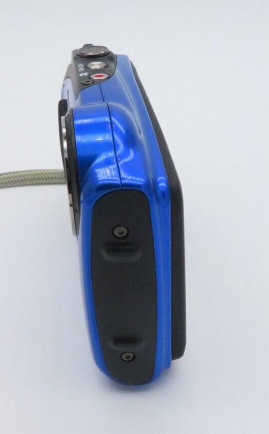 Fujifilm FinePix X Series XP70 16.4MP Digital Camera - Blue