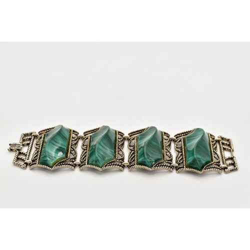 Vintage Chunky Lucite Bracelet Antiqued Silver Thick Chunky Retro 1960s BinAD - Picture 6 of 12