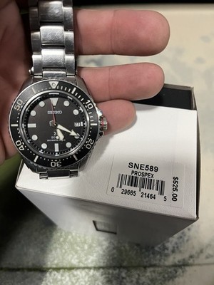 Seiko Prospex Men's Solar  Diver SNE589