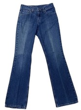Levi  s Signature Mid Rise Straight Leg Medium Wash Blue Denim Women  s Jean Sz 28