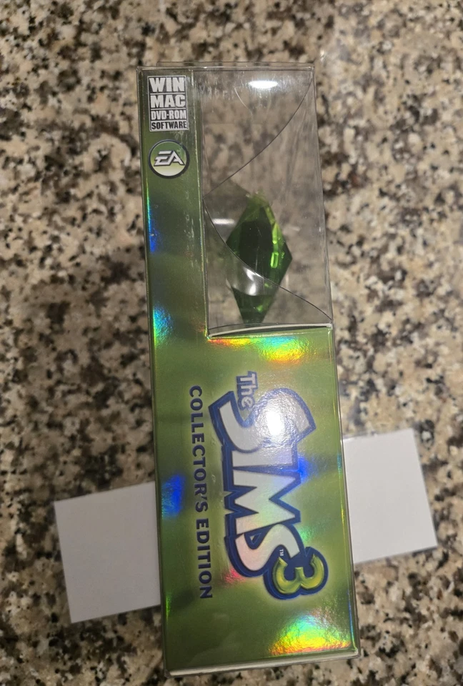 Sims 3: Collector's Edition (Windows / Mac 2009) green 2.0 GB USB drive New USA  - Image 4 of 4