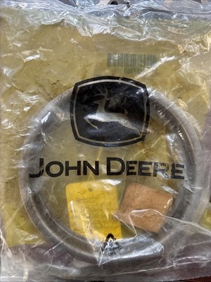 John Deere R57269 DRIVE SPINDLE OIL CUP SEAL  - NOS OEM JD Part