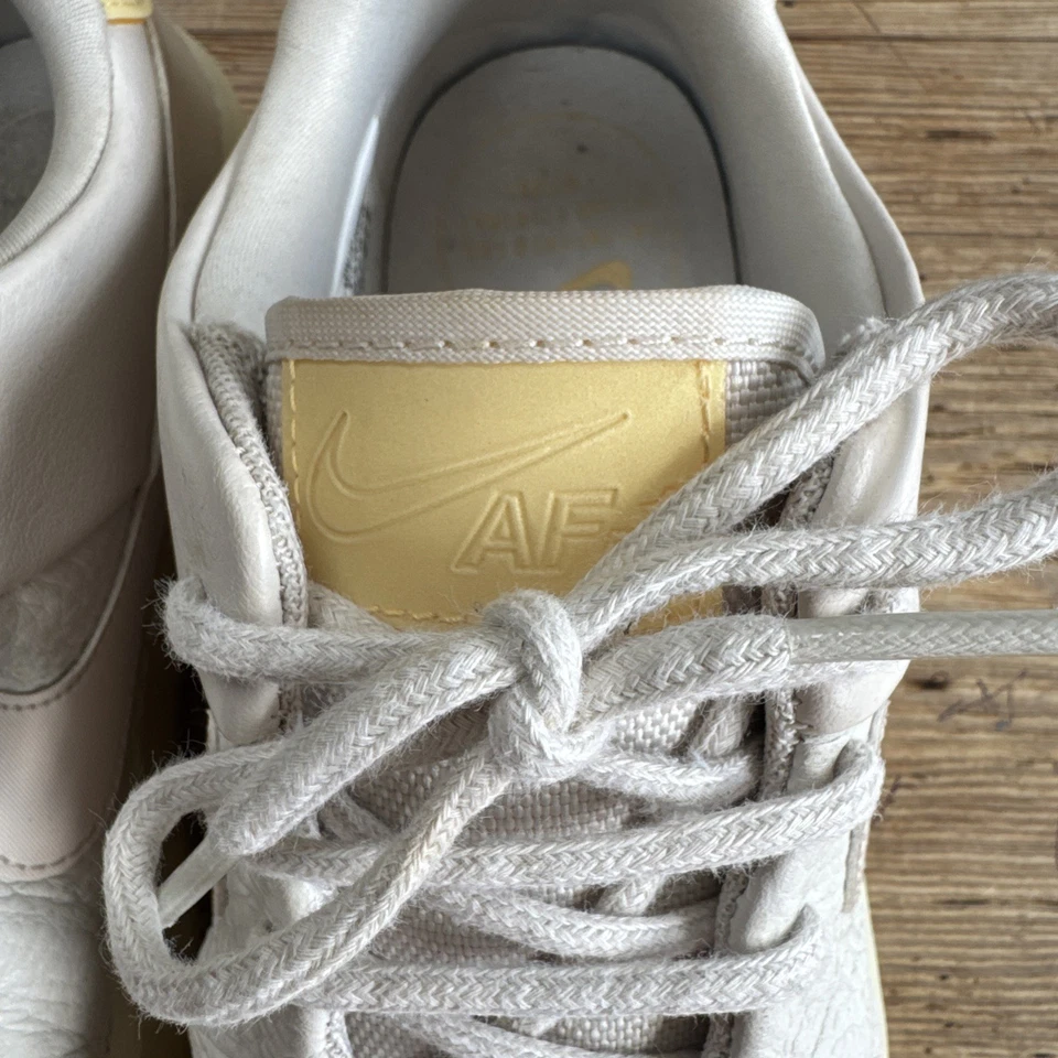 Nike W Air Force 1 AF1 SAGE LOW LX Women Beige leather Rubber Sole UK 5.5 EU 39 - Image 3 of 4