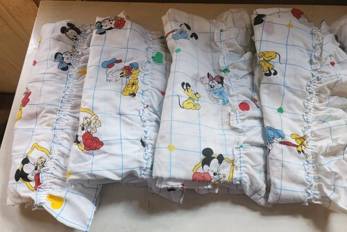 Vintage 7 PC Crib SET Dundee Disney Baby Mickey Minnie & Pluto + 2 Pr Curtains - Picture 7 of 9