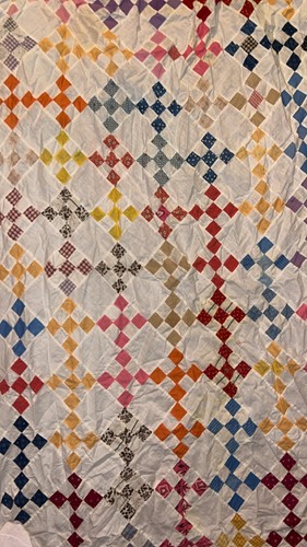 VINTAGE! 1930's Quilt Topper Multicolored 72x72 - Machine Stitched - Picture 2 of 3