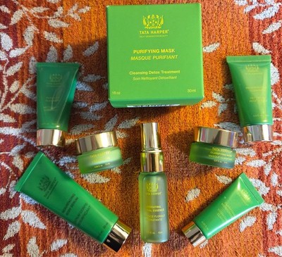 TATA HARPER 8 Piece Skincare Set. Serums, Moisturizers, Cleansers, and More. New