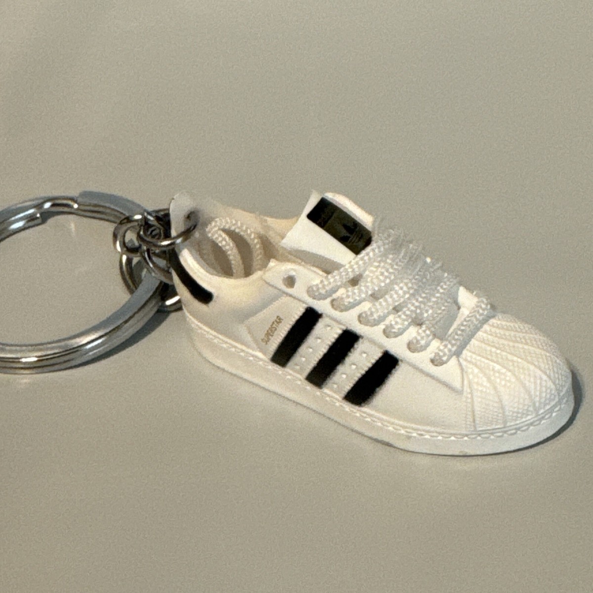 Mini Adidas Shoe Keychain Superstar Classic Low White