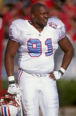 Defensive tackle Josh Evans of the Tennessee Oilers in action 1998 Old Photo