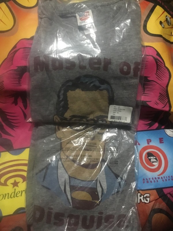 NEW!! SUPERMAN: MASTER OF DISGUISE Men's XL Tee