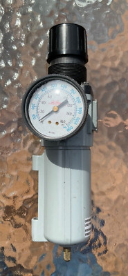 Used 1109 MILTON 1/4'' NPT Air Regulator