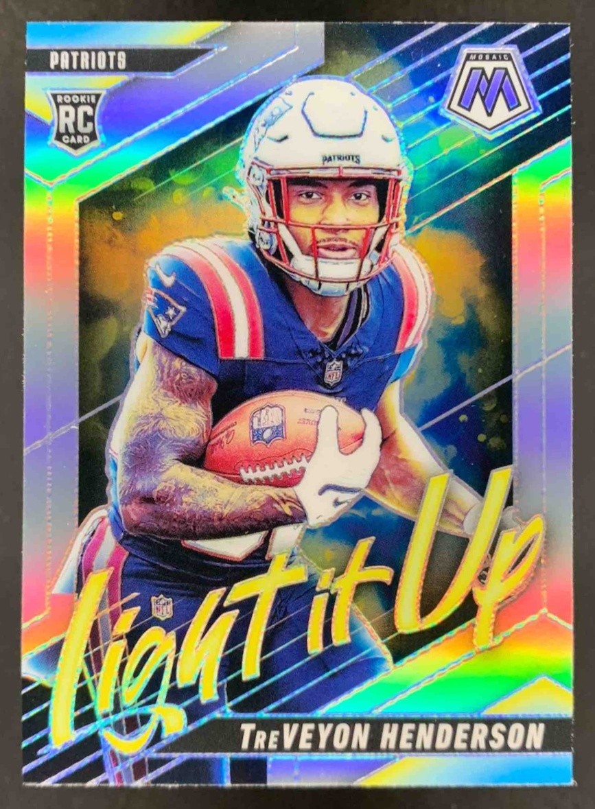 TreVeyon Henderson 2025 Panini Mosaic Light it Up Silver Prizm RC Patriots
