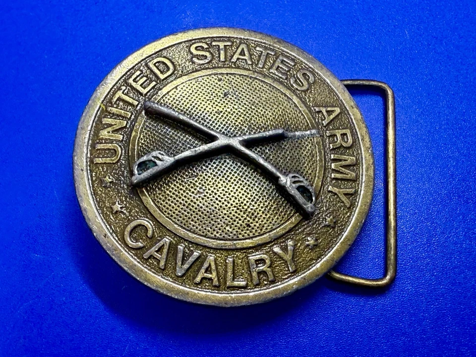 Sables cruzados de caballería del ejército de los Estados Unidos de colección Indiana RNR MC hebilla de cinturón Foto 3 de 4