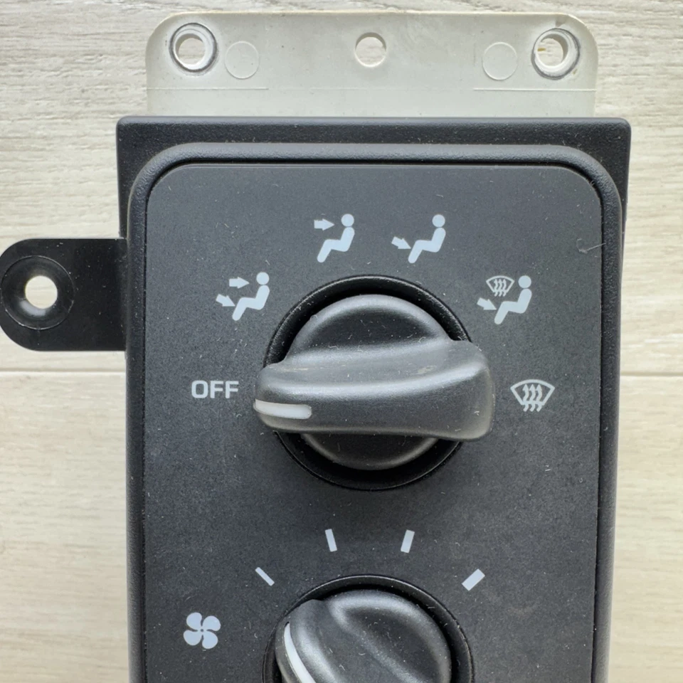 1999 2000 2001 Dodge Ram 1500 2500 Truck Heater Climate Control 55056701AD No AC - Image 2 of 4