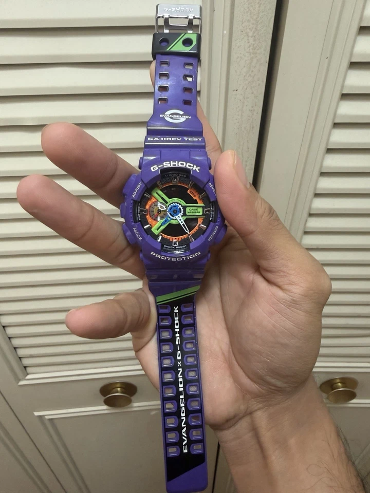 Usado GShock GD100RX78 Gundam & GA-110EV-6AJR Evangelion (sin batería) - Paquete Foto 2 de 4