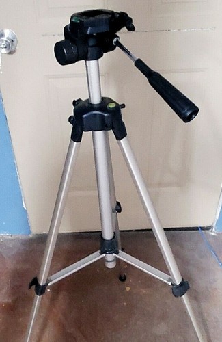 MX-1000 LIGHTWEIGHT 57" TRIPOD DIGITAL PHOTO CAMERA VIDEO STAND SEE PICS - Picture 2 of 12