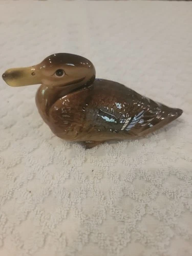 Ceramic duck, 5" x  2.5 x 2.5