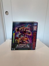 Transformers Legacy Leader Class Blitzwing Action Figure