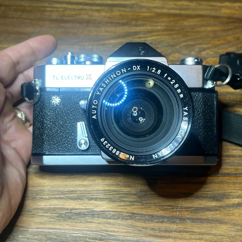 Пленочная камера Yashica TL Electro 35 мм SLR с объективом 50 мм f/1.7 — протестирована рабочая - Изображение 3 из 4