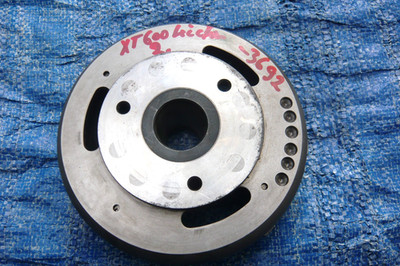 Yamaha  XT600 1984-1989  Polrad von Lichtmaschine Schwung Magnet Rotor Flywheel