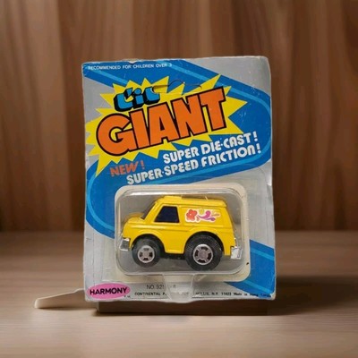 Vintage Lil Giant Super Die Cast Yellow Van No. 9254-4 New