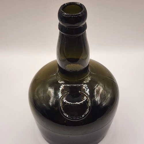Antike "schwarze" Glashammerflasche, vermutlich für Whisky oder andere Liköre in - Bild 2 von 12