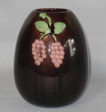 Vtg 8" Royal Haeger Grape Motif Brown Drip Vase, High Gloss Ceramic Pottery