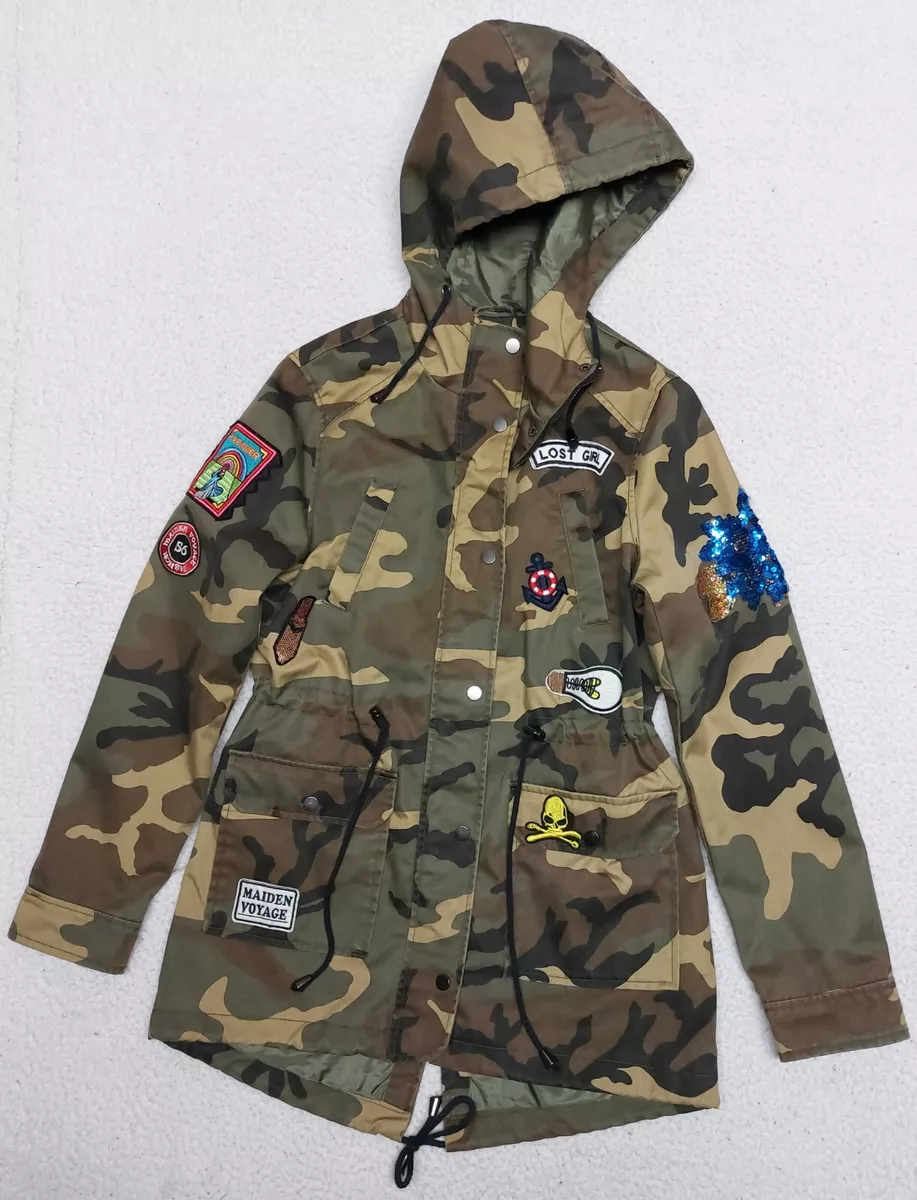 Camo jacket shop with patches women's