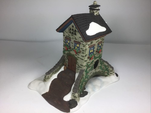 Dept 56 Dickens’ Village Series “The Maltings” w/Box & Cord Retired - Picture 6 of 10